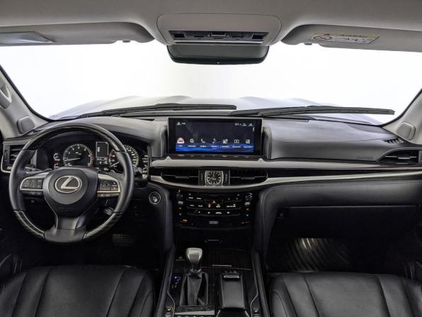 Lexus LX III Рестайлинг 2 с пробегом 2018 года, цена 5 390 000 рублей, 365339 км, внедорожник, Автокод Объявления