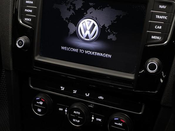 Volkswagen Golf VII с пробегом 2013 года, цена 1 250 000 рублей, 90000 км, хэтчбек, Автокод Объявления