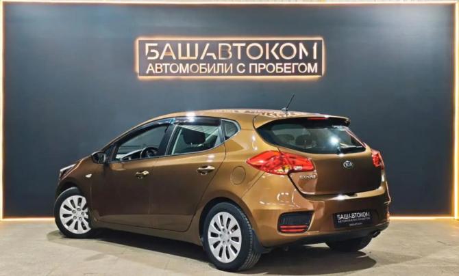 Kia Ceed II Рестайлинг с пробегом 2015 года, цена 1 275 000 рублей, 90799 км, хэтчбек, Автокод Объявления