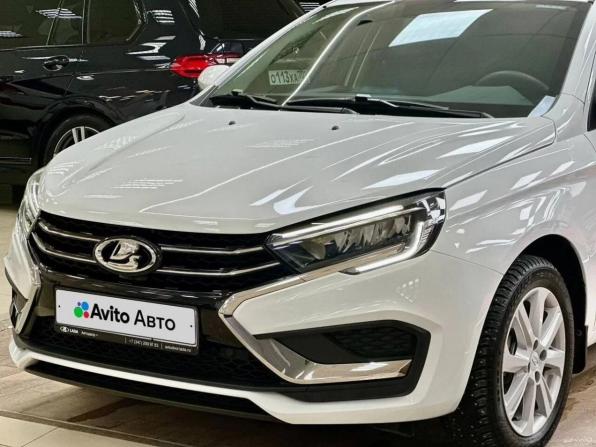 Lada (ВАЗ) Vesta I Рестайлинг (NG) с пробегом 2024 года, цена 1 450 000 рублей, 8000 км, седан, Автокод Объявления