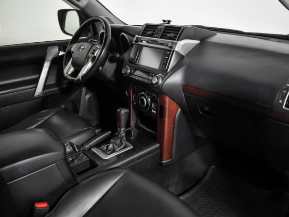 Toyota Land Cruiser Prado 150 Series Рестайлинг 1 с пробегом 2014 года, цена 3 230 000 рублей, 193187 км, внедорожник, Автокод Объявления