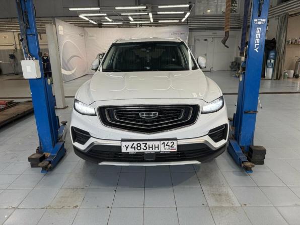 Geely Atlas Pro с пробегом 2024 года, цена 2 199 000 рублей, 31600 км, внедорожник, Автокод Объявления