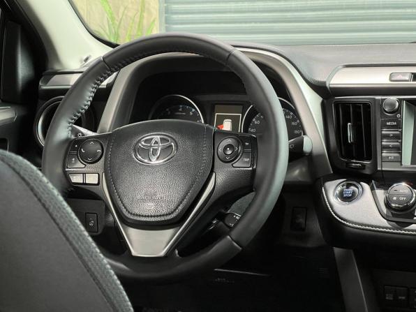 Toyota RAV4 IV (XA40) Рестайлинг с пробегом 2017 года, цена 2 420 000 рублей, 152831 км, внедорожник, Автокод Объявления