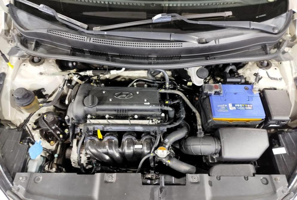 Hyundai Solaris I Саратов  - изображение 11