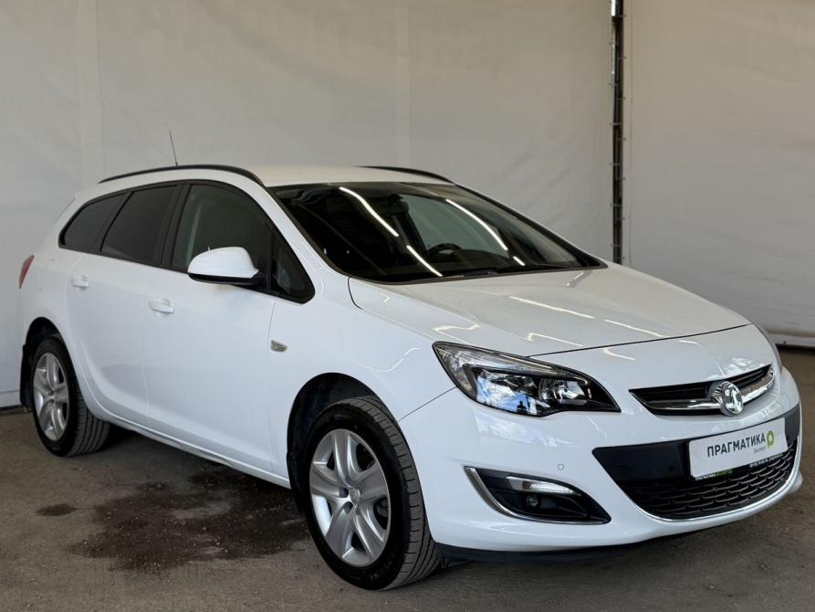 Opel Astra J Рестайлинг Псков  - изображение 3