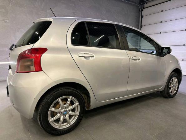 Toyota Vitz II (XP90) с пробегом 2005 года, цена 389 000 рублей, 218769 км, хэтчбек, Автокод Объявления