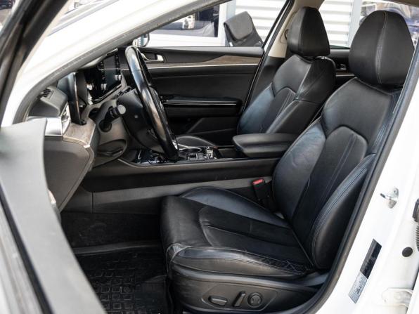 Kia K5 III с пробегом 2020 года, цена 2 625 000 рублей, 63750 км, седан, Автокод Объявления