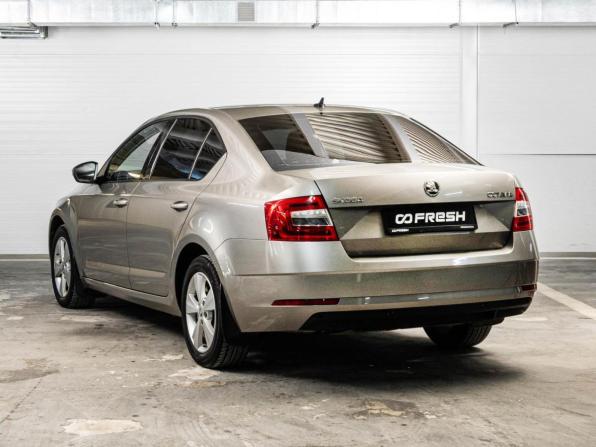 Skoda Octavia III (A7) Рестайлинг с пробегом 2018 года, цена 1 575 000 рублей, 114133 км, лифтбек, Автокод Объявления