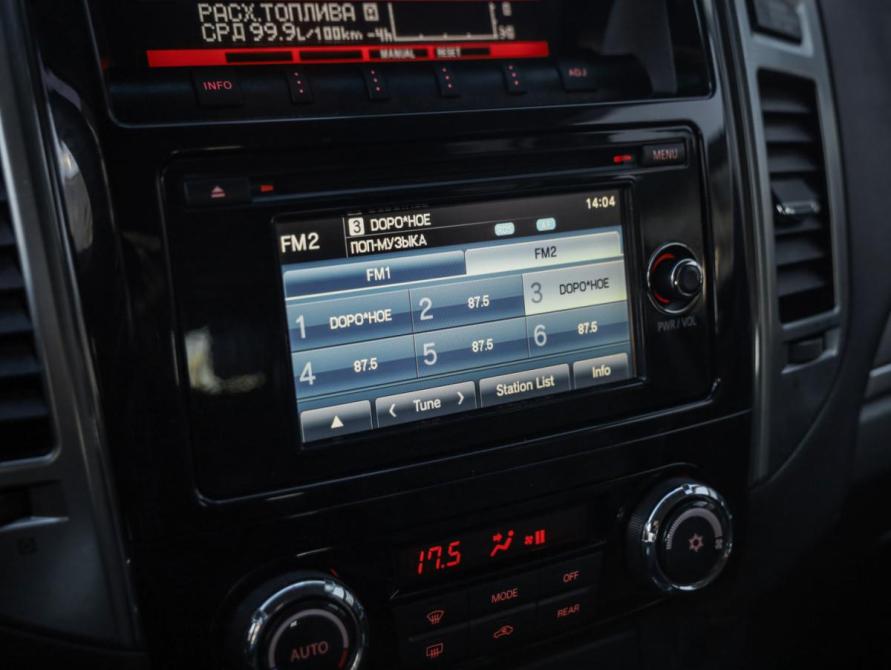 Mitsubishi Pajero IV Рестайлинг 2 Санкт-Петербург  - изображение 15