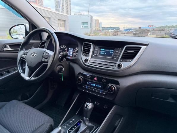 Hyundai Tucson III с пробегом 2017 года, цена 2 155 000 рублей, 62685 км, внедорожник, Автокод Объявления