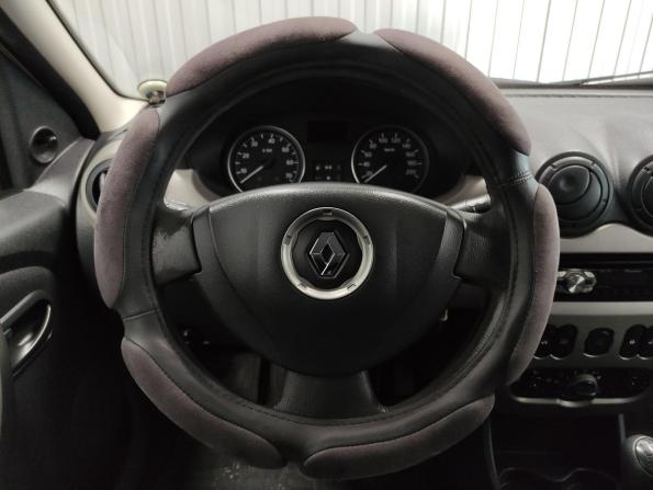 Renault Logan I Рестайлинг с пробегом 2012 года, цена 630 000 рублей, 92380 км, седан, Автокод Объявления