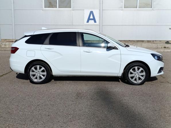 Lada (ВАЗ) Vesta I с пробегом 2021 года, цена 1 015 000 рублей, 93380 км, универсал, Автокод Объявления