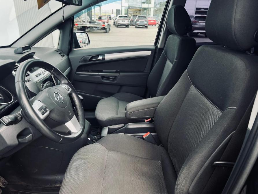 Opel Zafira B Рестайлинг Санкт-Петербург  - изображение 13