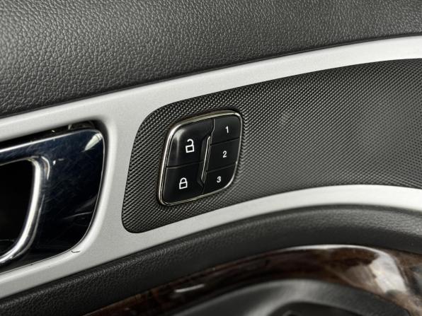 Ford Explorer V с пробегом 2012 года, цена 1 579 000 рублей, 260021 км, внедорожник, Автокод Объявления
