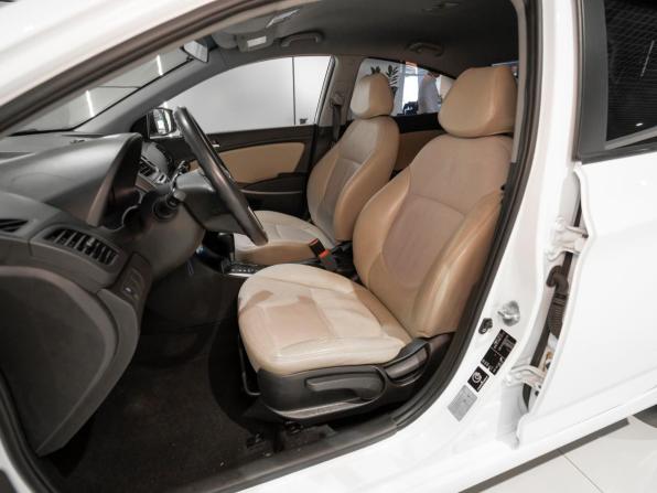 Hyundai Solaris I Рестайлинг с пробегом 2014 года, цена 845 000 рублей, 175517 км, седан, Автокод Объявления