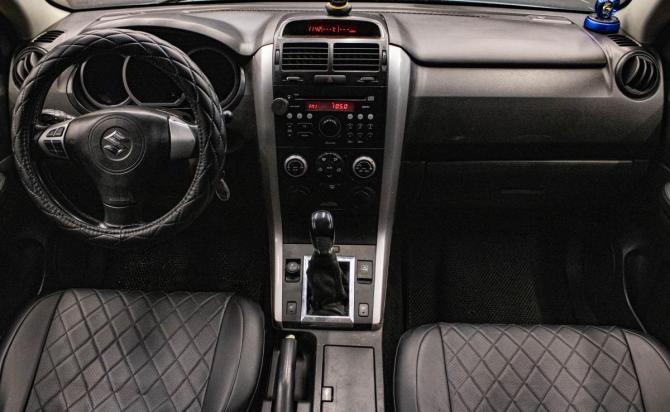 Suzuki Grand Vitara II с пробегом 2005 года, цена 689 000 рублей, 304318 км, внедорожник, Автокод Объявления