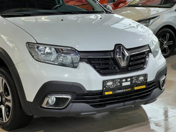 Renault Sandero II Рестайлинг с пробегом 2019 года, цена 1 320 000 рублей, 88000 км, хэтчбек, Автокод Объявления