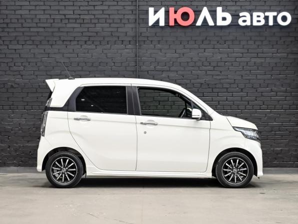 Honda N-WGN I Рестайлинг с пробегом 2017 года, цена 940 000 рублей, 97248 км, хэтчбек, Автокод Объявления