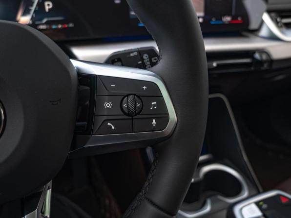 BMW X1 III (U11/U12) с пробегом 2025 года, цена 5 300 000 рублей, 1737 км, внедорожник, Автокод Объявления