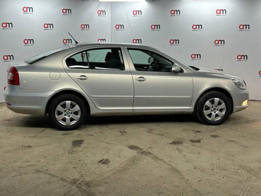 Skoda Octavia II (A5) Рестайлинг Санкт-Петербург  - изображение 8