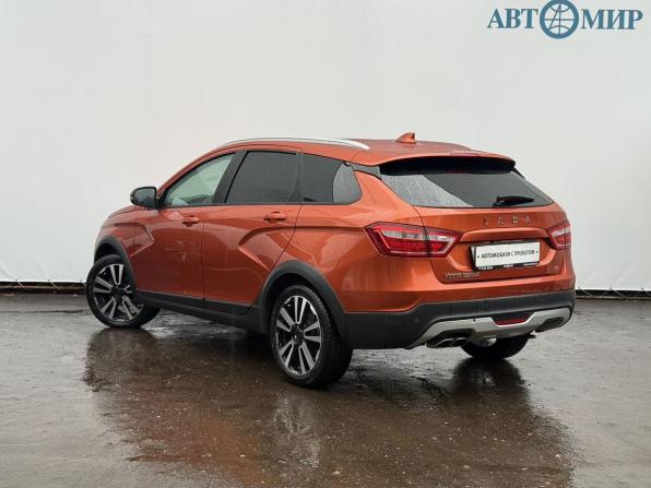Lada (ВАЗ) Vesta I с пробегом 2018 года, цена 999 000 рублей, 85000 км, универсал, Автокод Объявления