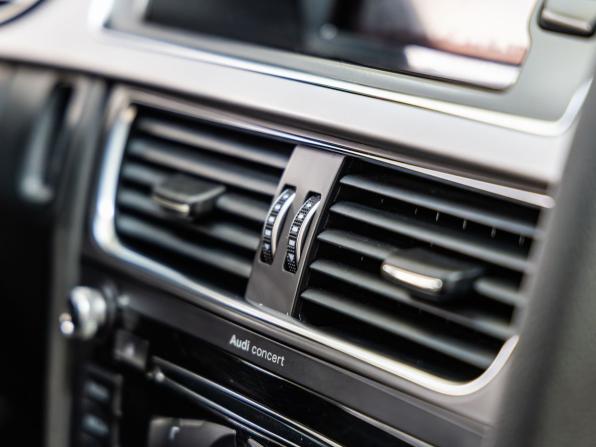 Audi A4 IV (B8) Рестайлинг с пробегом 2013 года, цена 1 228 000 рублей, 231159 км, седан, Автокод Объявления