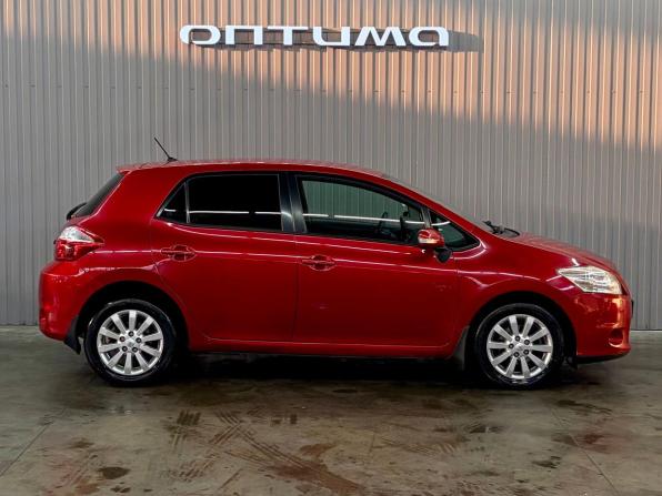 Toyota Auris I Рестайлинг с пробегом 2010 года, цена 997 000 рублей, 245809 км, хэтчбек, Автокод Объявления