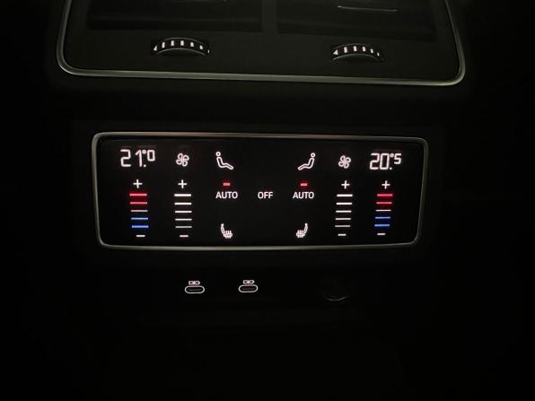 Audi A6 V (C8) с пробегом 2022 года, цена 5 900 000 рублей, 109000 км, седан, Автокод Объявления