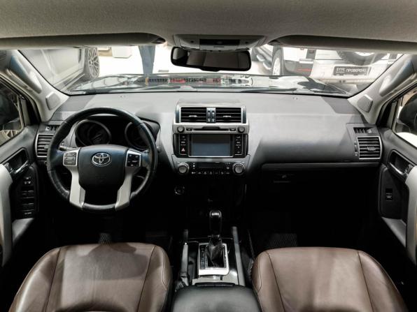 Toyota Land Cruiser Prado 150 Series Рестайлинг 1 с пробегом 2016 года, цена 3 830 000 рублей, 203142 км, внедорожник, Автокод Объявления
