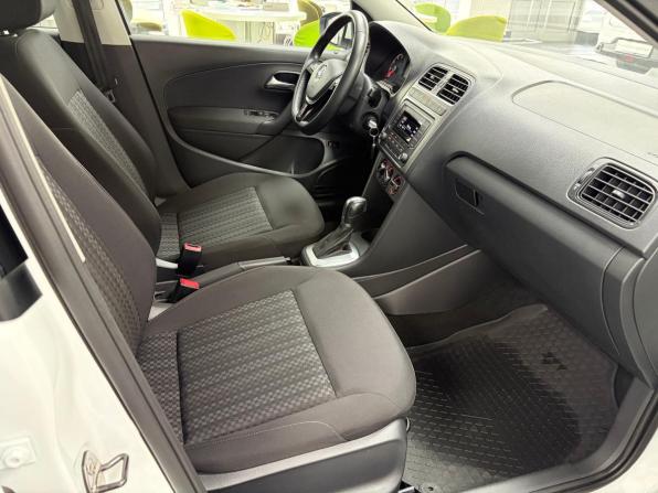 Volkswagen Polo V Рестайлинг с пробегом 2020 года, цена 1 388 000 рублей, 95506 км, седан, Автокод Объявления