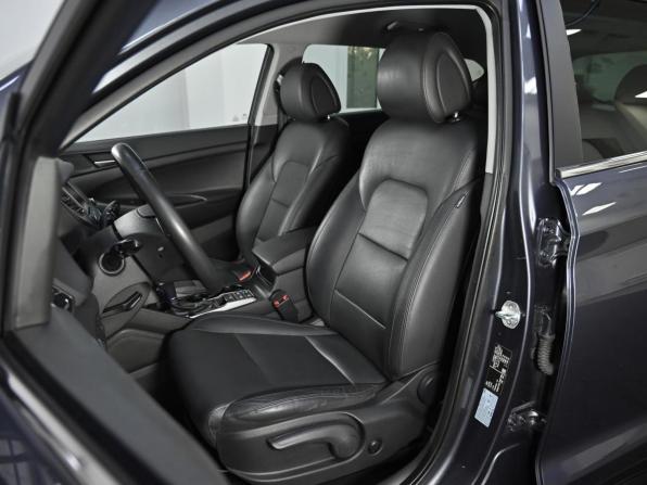 Hyundai Tucson III Рестайлинг с пробегом 2018 года, цена 1 699 000 рублей, 135000 км, внедорожник, Автокод Объявления