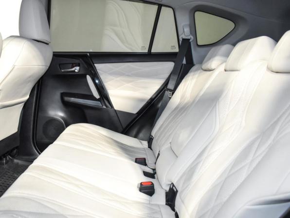Toyota RAV4 IV (XA40) Рестайлинг с пробегом 2019 года, цена 2 132 000 рублей, 128985 км, внедорожник, Автокод Объявления