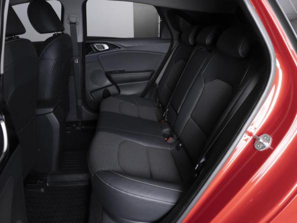Kia Ceed III с пробегом 2019 года, цена 1 704 000 рублей, 66947 км, хэтчбек, Автокод Объявления