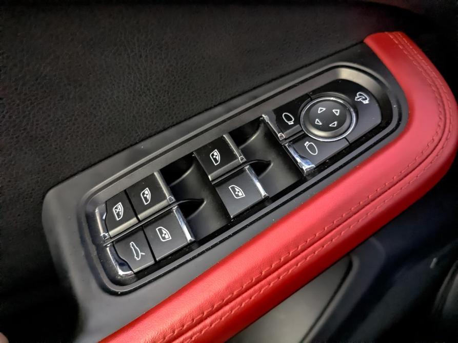 Porsche Macan I Москва  - изображение 30