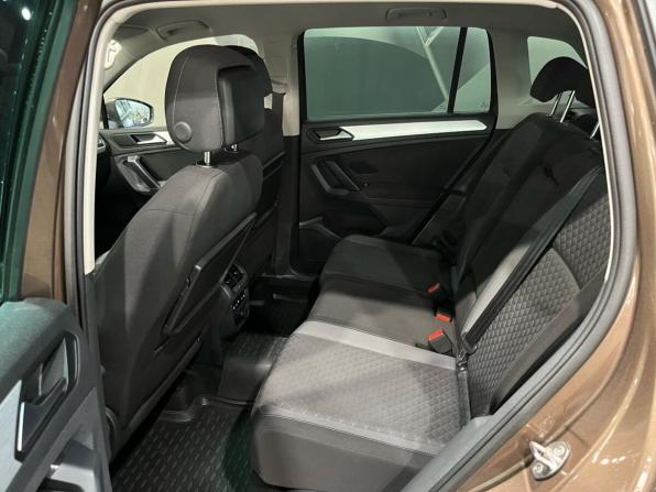 Volkswagen Tiguan II с пробегом 2018 года, цена 2 540 000 рублей, 120495 км, внедорожник, Автокод Объявления