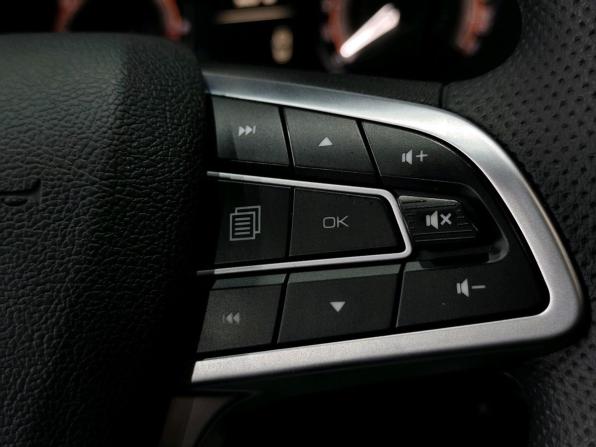 Lada (ВАЗ) Iskra с пробегом 2025 года, цена 1 270 000 рублей, 3000 км, седан, Автокод Объявления