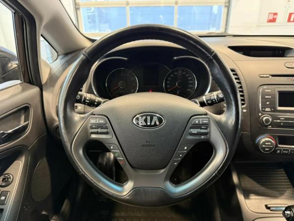 Kia Cerato III с пробегом 2015 года, цена 940 000 рублей, 253838 км, седан, Автокод Объявления
