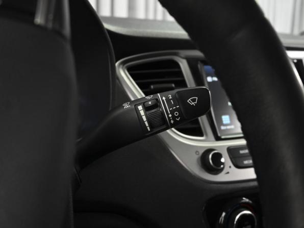 Hyundai Solaris II с пробегом 2019 года, цена 1 184 000 рублей, 143384 км, седан, Автокод Объявления