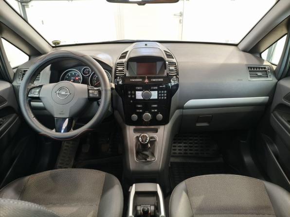 Opel Zafira B Рестайлинг с пробегом 2011 года, цена 610 000 рублей, 187000 км, компактвэн, Автокод Объявления