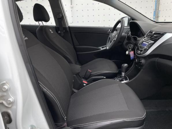 Hyundai Solaris I с пробегом 2013 года, цена 850 000 рублей, 153644 км, седан, Автокод Объявления