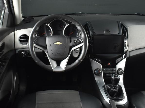 Chevrolet Cruze I Рестайлинг с пробегом 2013 года, цена 994 995 рублей, 84401 км, хэтчбек, Автокод Объявления