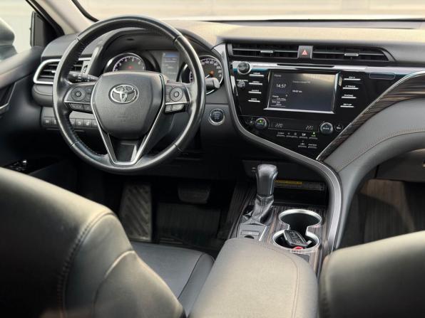 Toyota Camry VIII (XV70) с пробегом 2018 года, цена 2 380 000 рублей, 122792 км, седан, Автокод Объявления