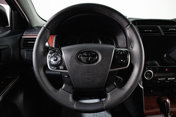 Toyota Camry VII (XV50) с пробегом 2012 года, цена 1 509 000 рублей, 272723 км, седан, Автокод Объявления