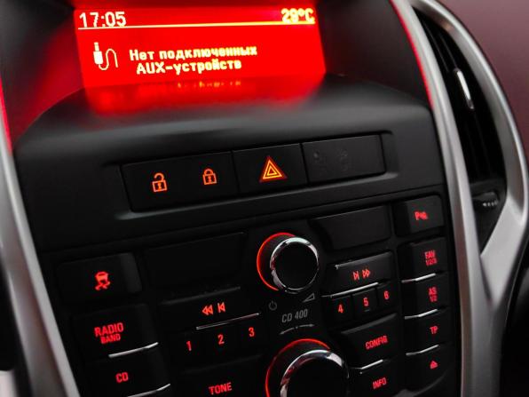 Opel Astra J Рестайлинг с пробегом 2013 года, цена 599 000 рублей, 220447 км, хэтчбек, Автокод Объявления