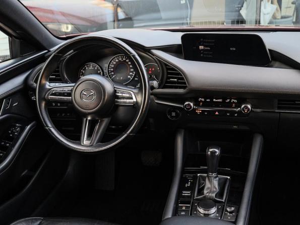 Mazda 3 IV (BP) с пробегом 2019 года, цена 2 315 000 рублей, 72154 км, хэтчбек, Автокод Объявления