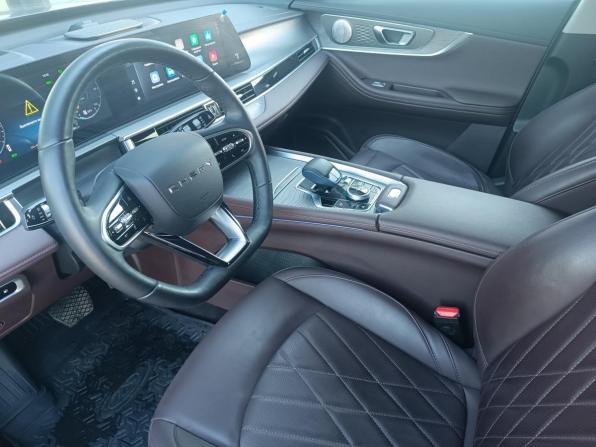 Chery Tiggo 8 Pro Plug-in Hybrid с пробегом 2023 года, цена 3 290 000 рублей, 11186 км, внедорожник, Автокод Объявления