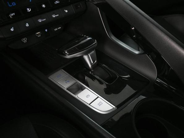 Hyundai Elantra VII (CN7) Рестайлинг с пробегом 2023 года, цена 2 249 000 рублей, 51919 км, седан, Автокод Объявления