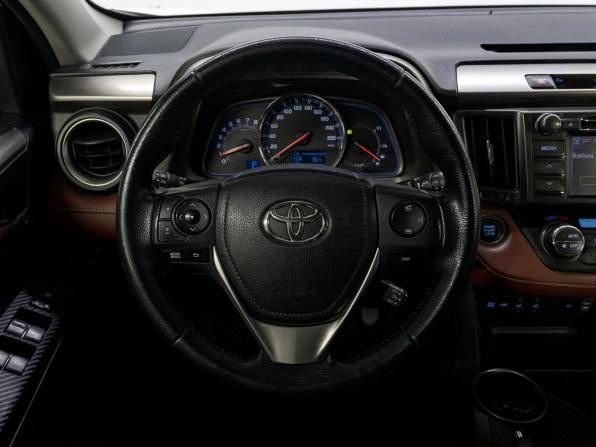 Toyota RAV4 IV (XA40) с пробегом 2012 года, цена 1 949 000 рублей, 135728 км, внедорожник, Автокод Объявления
