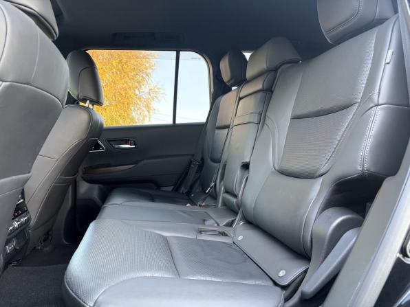 Toyota Land Cruiser 300 Series с пробегом 2022 года, цена 11 400 000 рублей, 51000 км, внедорожник, Автокод Объявления