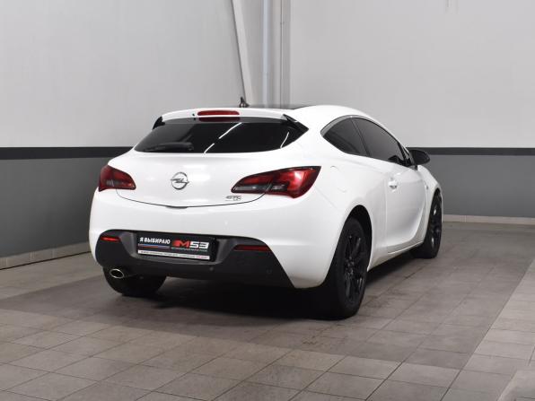 Opel Astra J Рестайлинг с пробегом 2013 года, цена 899 995 рублей, 201318 км, хэтчбек, Автокод Объявления